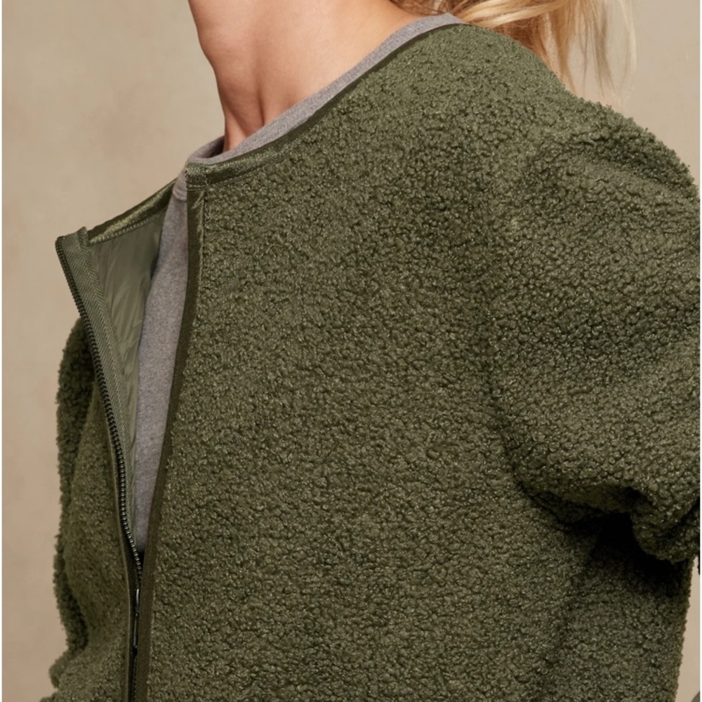 Banana Republic Olive Green Sherpa Zip Up Bomber Jacket Size Medium - Picture 3 of 11